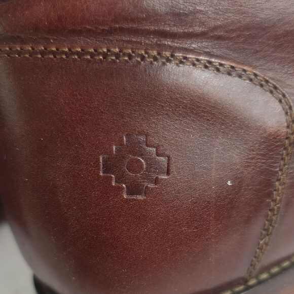 Nisolo Everyday Brown Oiled Leather Men\'s Chukka Boots. main image 5